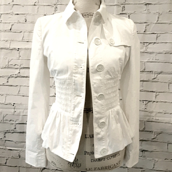 Burberry Jackets & Blazers - BURBERRY WHITE BUTTON UP JACKET SZ 6